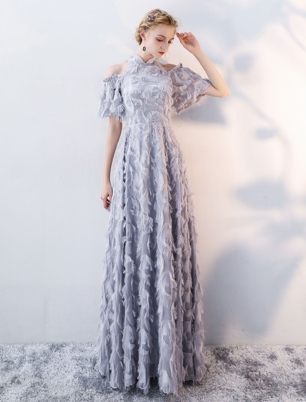 Stunning Evening Dresses Long Light Grey Cold Shoulder Evening Dress Lace Stand Collar Floor-Length Formal Dress