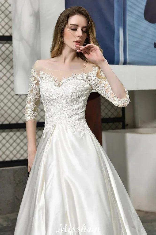 Stylish Lace Appliques Half Sleeves Aline Wedding Dress Floor Length Satin Dress for Bride (ZD13960)