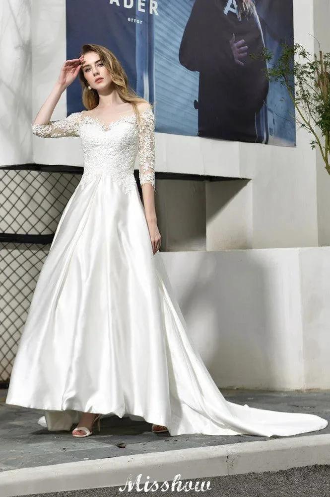 Stylish Lace Appliques Half Sleeves Aline Wedding Dress Floor Length Satin Dress for Bride (ZD13960)