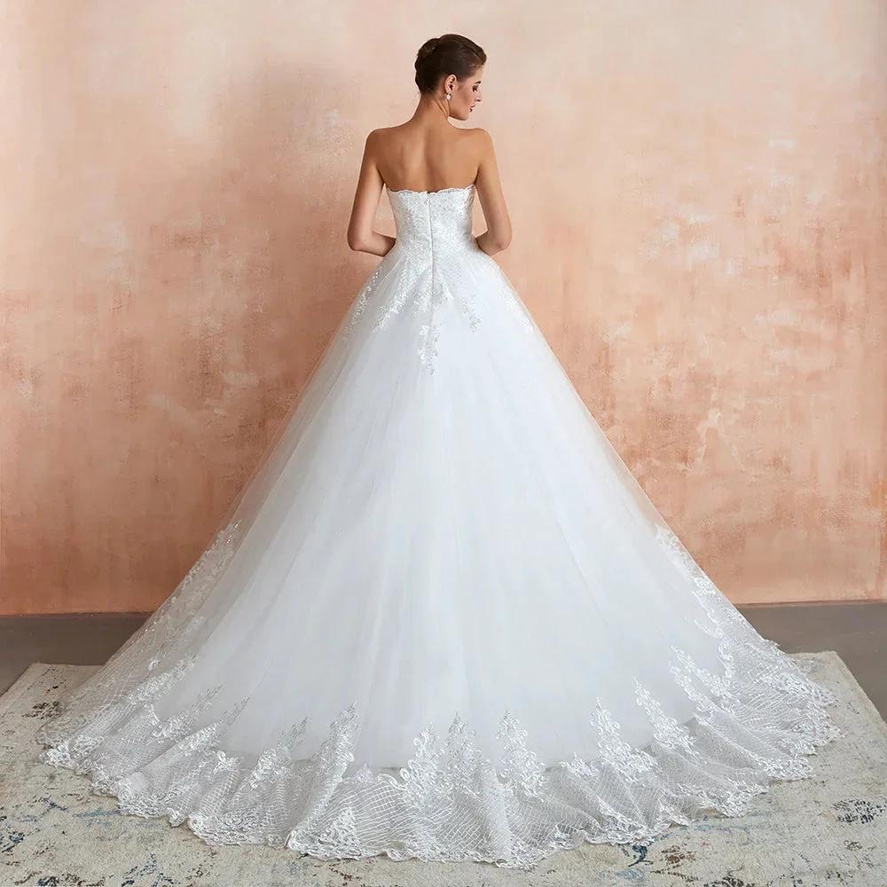 Stylish Long A-line Strapless Appliques Tulle Wedding Dress (ZD14405)