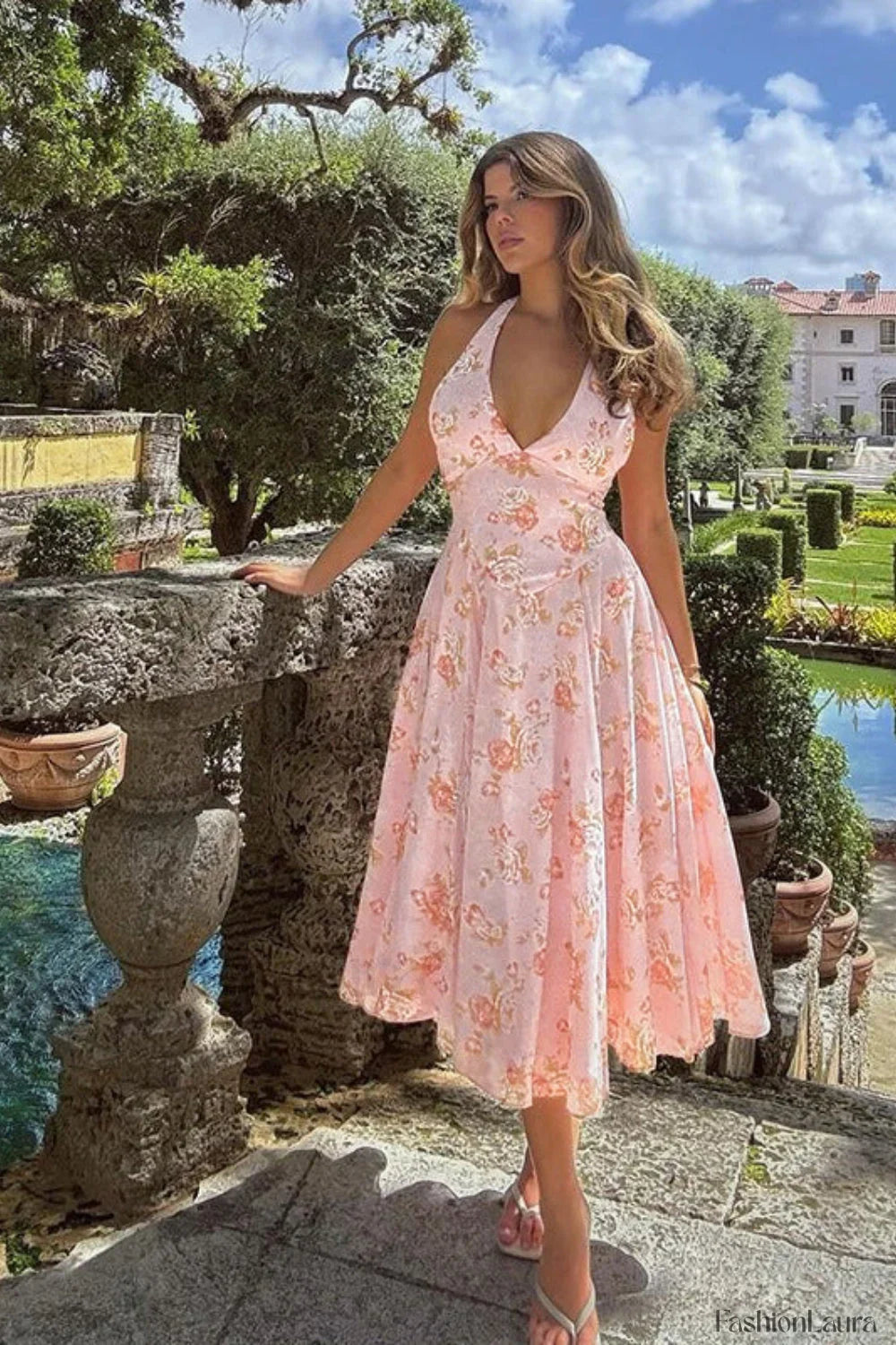 Sweet Wind Slim Dress with Relaxed Everyday Styling Boutique Fashion Style