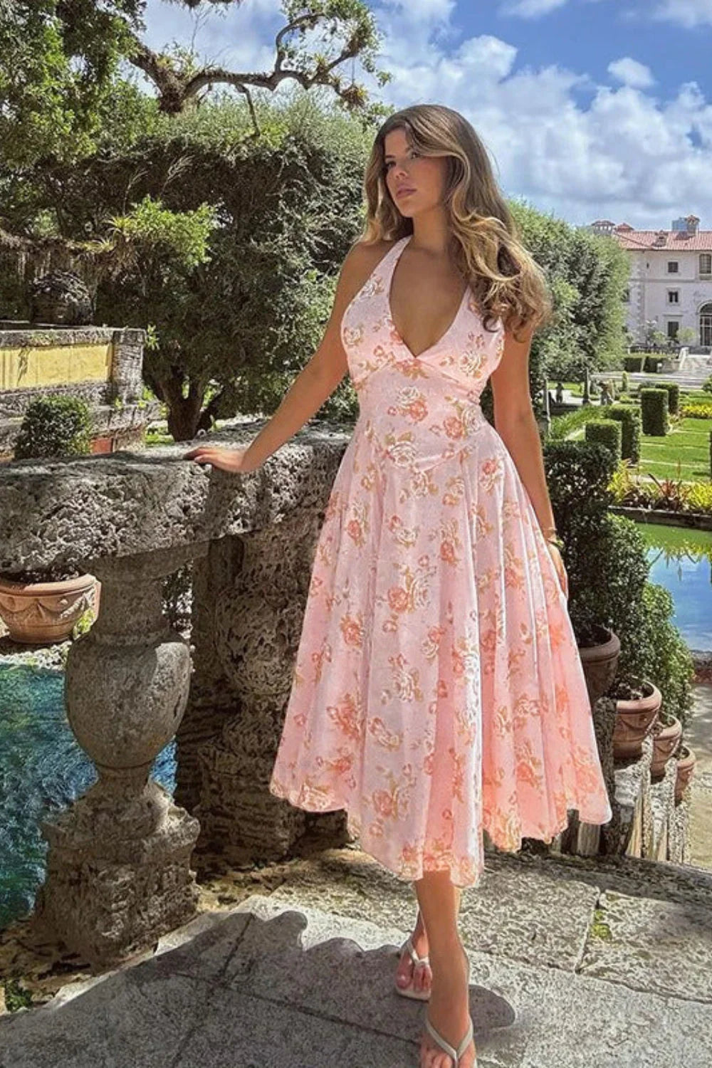 Sweet Wind Slim Dress with Relaxed Everyday Styling Boutique Fashion Style