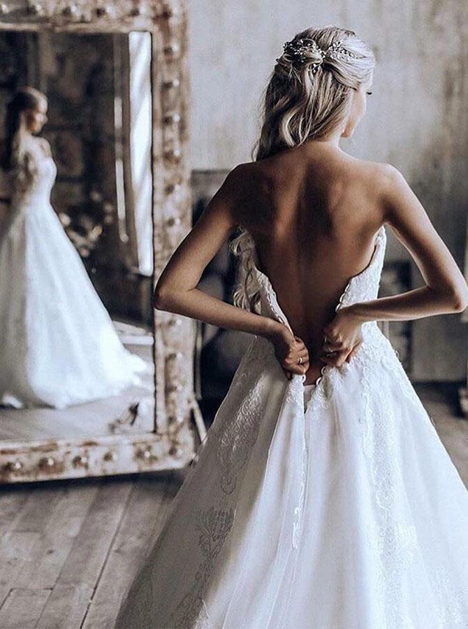 Sweetheart Ball Gown Sweep Train Tulle Wedding Dress with Appliques (ZD15317) - View 2 | VelvetHem