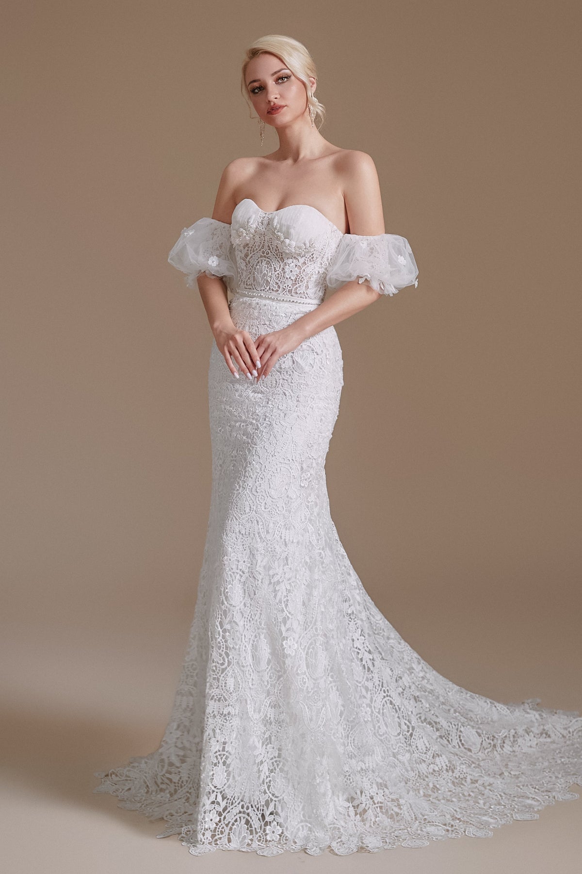 Sweetheart Detachable Bubble Sleeves Lace Mermaid Wedding Dress