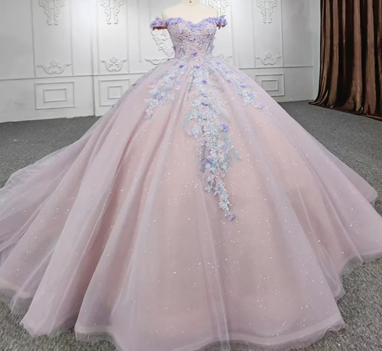 Sweetheart Off The Shoulder Beaded Floral Appliqu���� Quincea?Era Ball Gowns