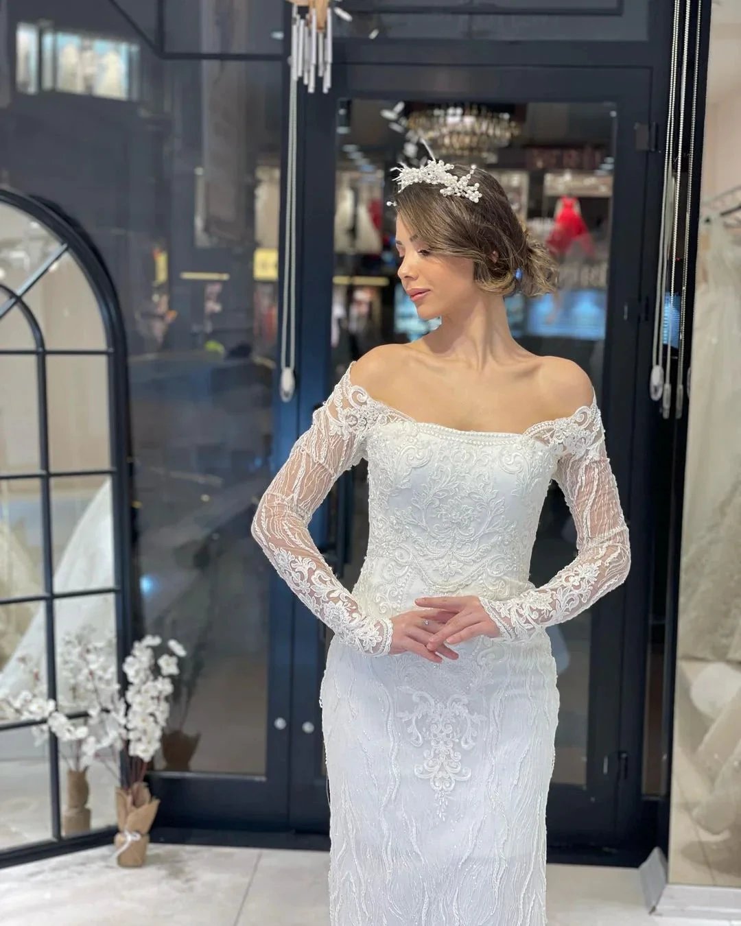 Trendy Floor Length Long Sleeves Mermaid Lace Wedding Dress (ZD14799) - View 4 | VelvetHem