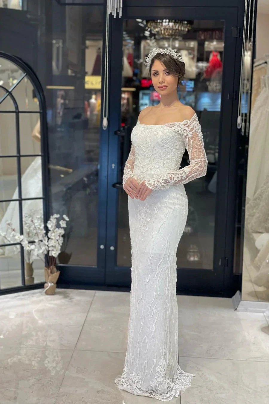 Trendy Floor Length Long Sleeves Mermaid Lace Wedding Dress (ZD14799)