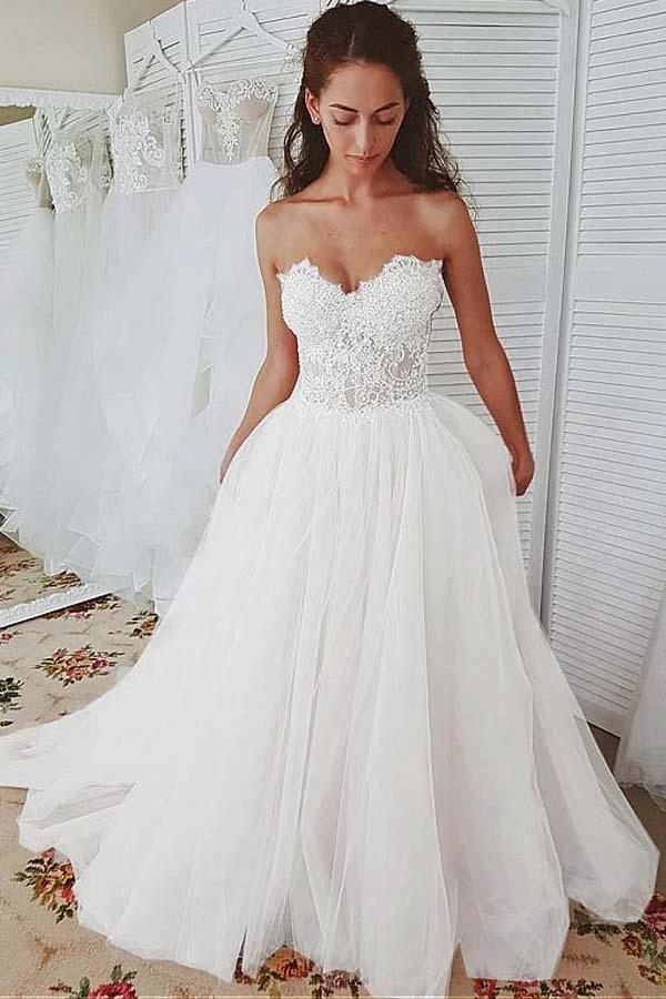 Tulle Sweetheart Neckline A-line Wedding Dresses With Lace Appliques (ZD15367)