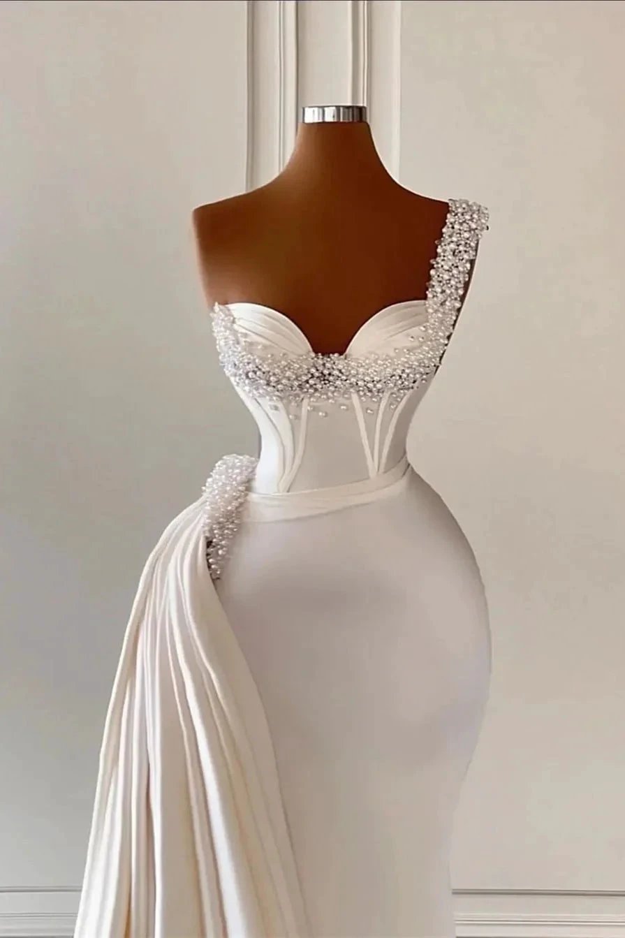 Unique Ivory One-Shoulder Sweetheart Sleeveless A-line Wedding Dresses With Beads (ZD16549)