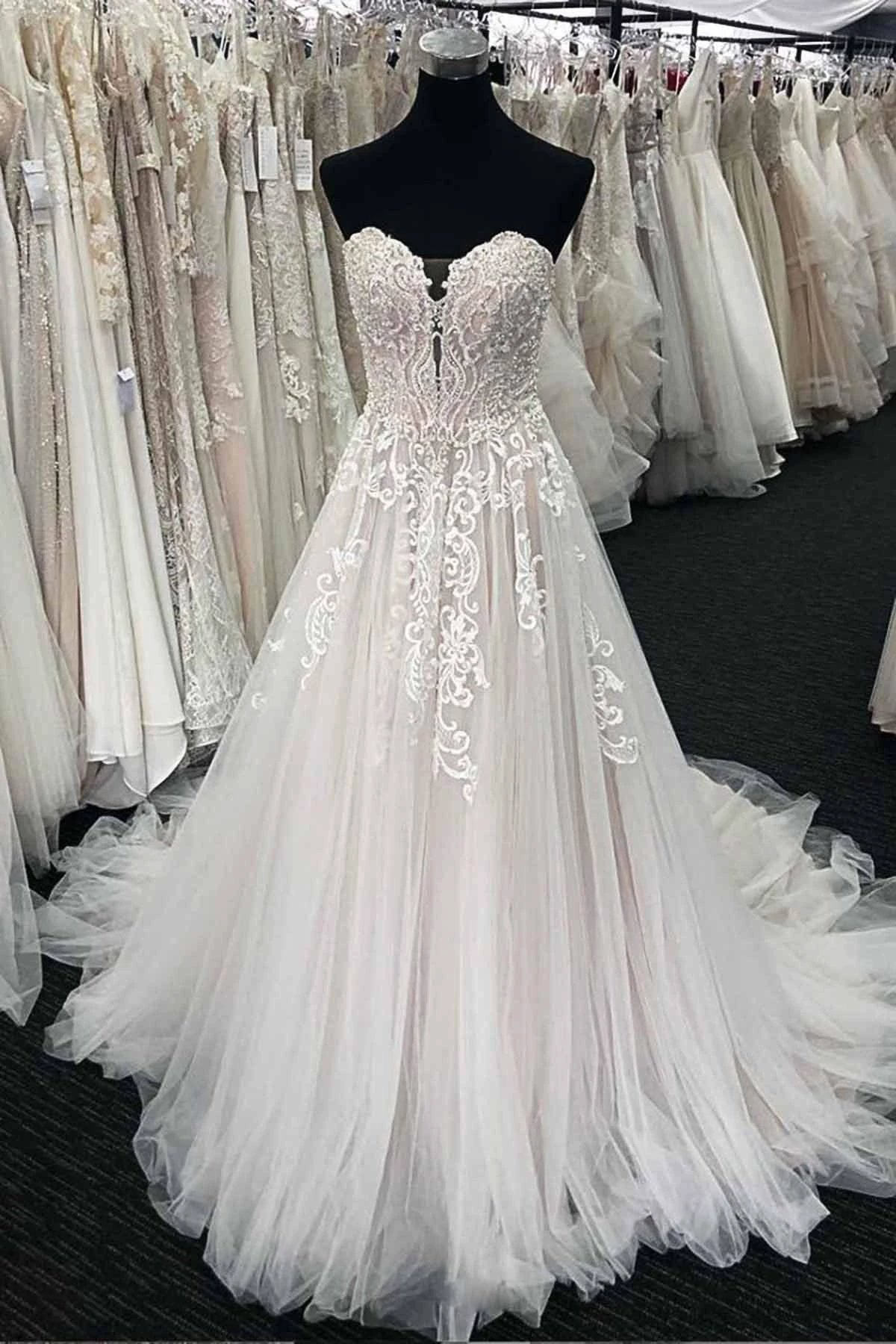 Unique Long A-line Lace Sweetheart Tulle Wedding Dress (ZD15821)