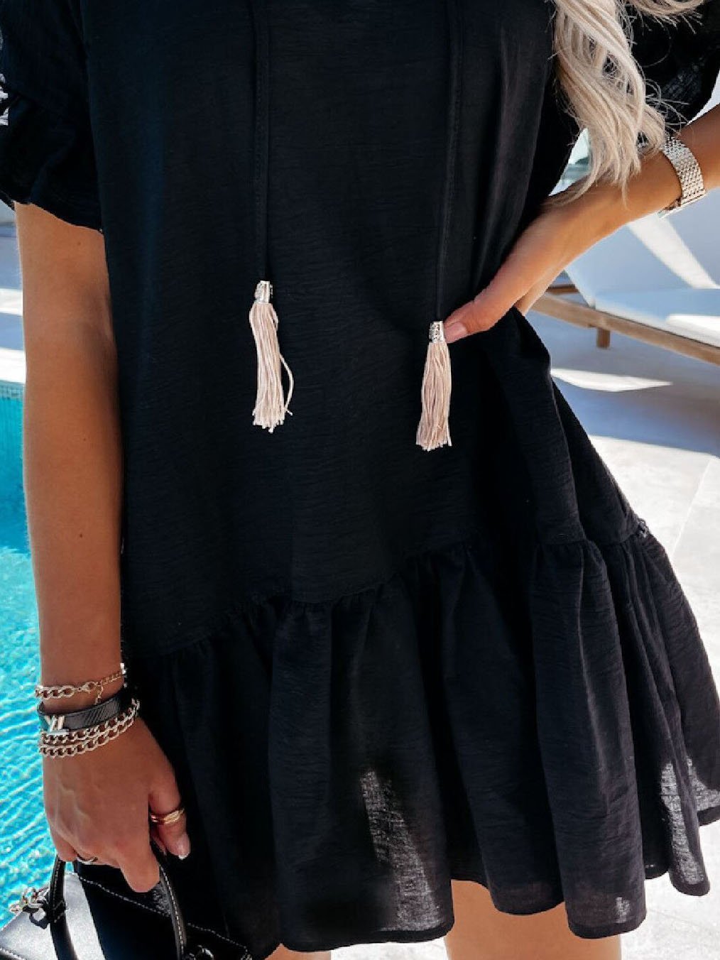 V neck Short Sleeve Dangle Mini Dress