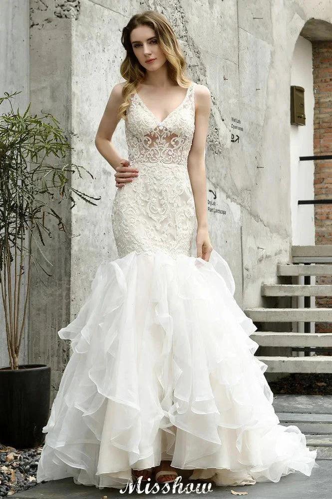 V-Neck Sleeveless Floral Lace Mermaid Bridal Gown Garden Puffy Tulle Slim Wedding Dress (ZD13964)