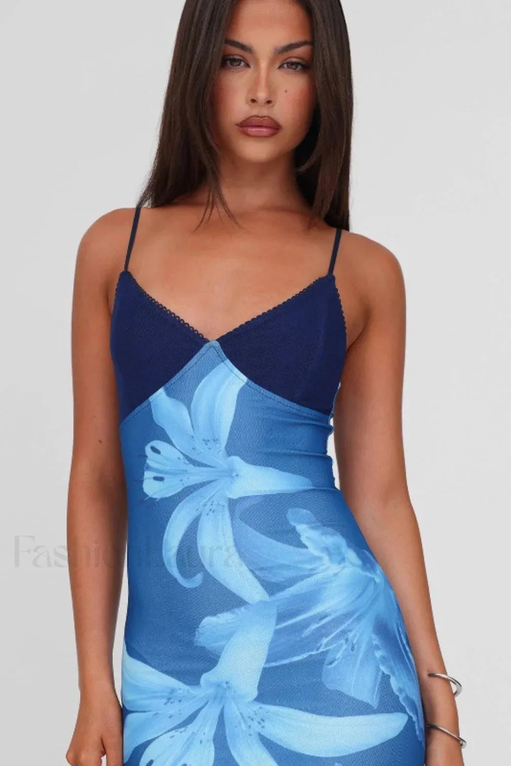 Elegant V Neck Tie Dress for Modern Fashion Wear Boutique Fashion Style