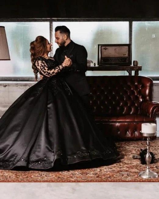 Vintage Princess Black Wedding Dresses with Sleeves (ZD13789)