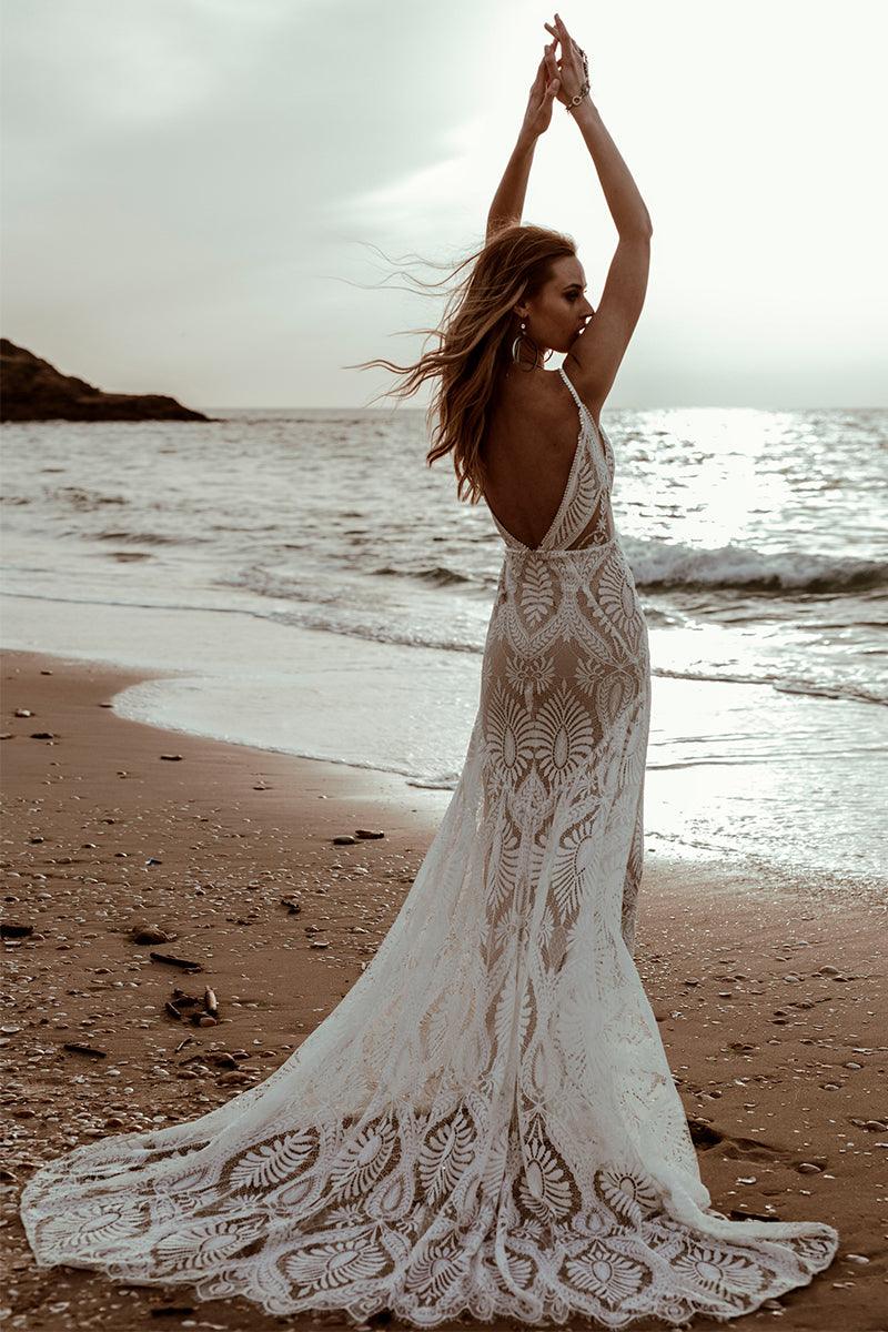 Willowby Bohemian Lace Wedding Dress Real Photo - View 5 | VelvetHem