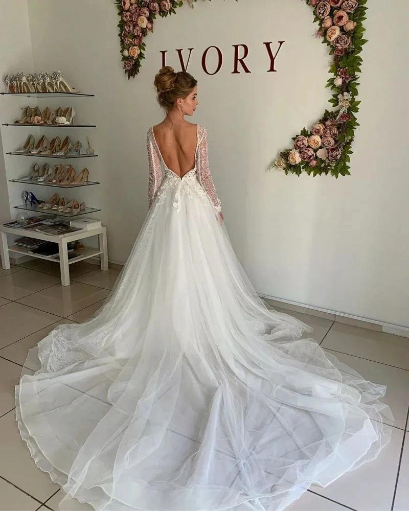 Winter Warm Long Sleeves V-Neck Tulle Princess Wedding Dress (ZD13827)