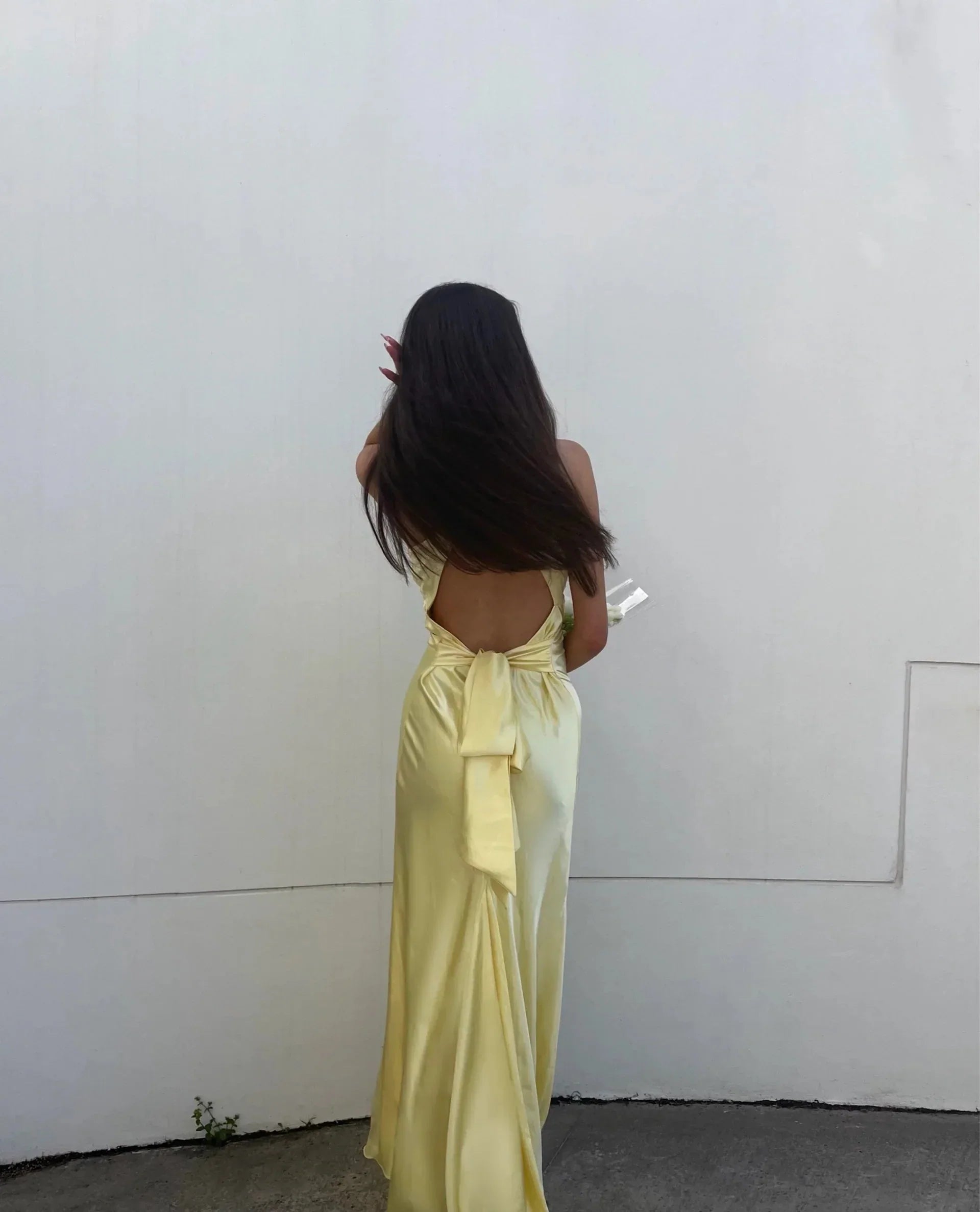 Yellow V-Neck Backless Fashion Elegant Long Satin Ball Gowns Prom Dress Wedding Guest Prom Dresses