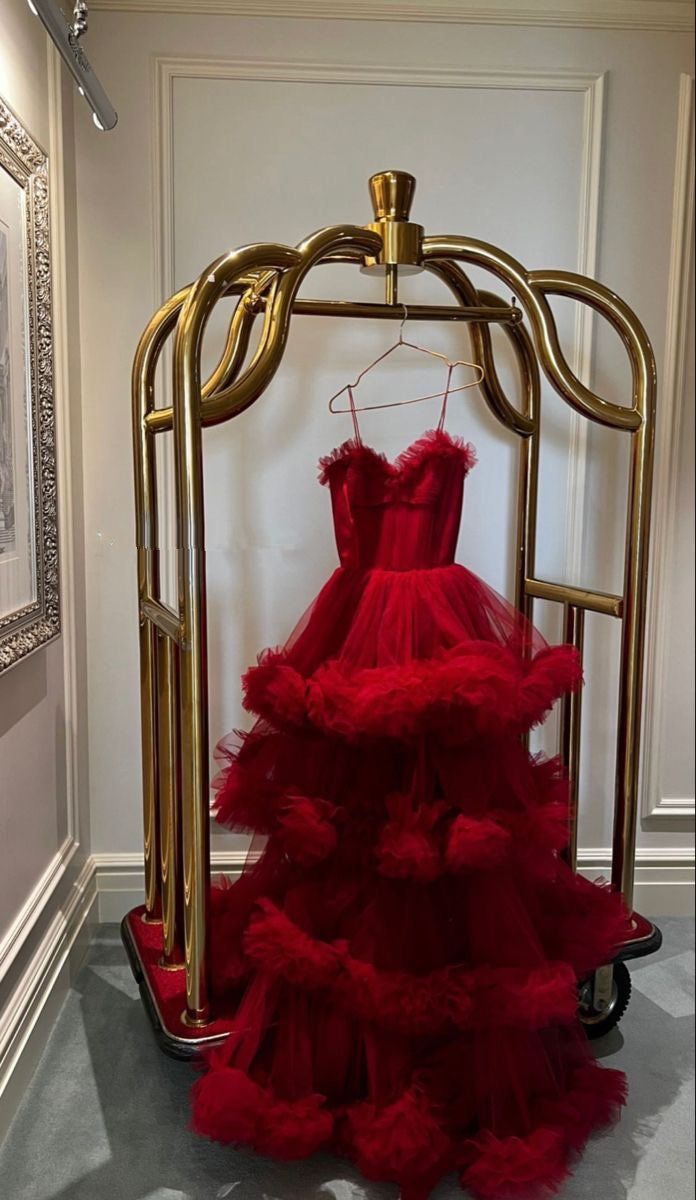 Red Ruffled Tiered Tulle Ball Gown Sweetheart Spaghetti Straps Ruffled A-Line Evening Gown - FashionDia