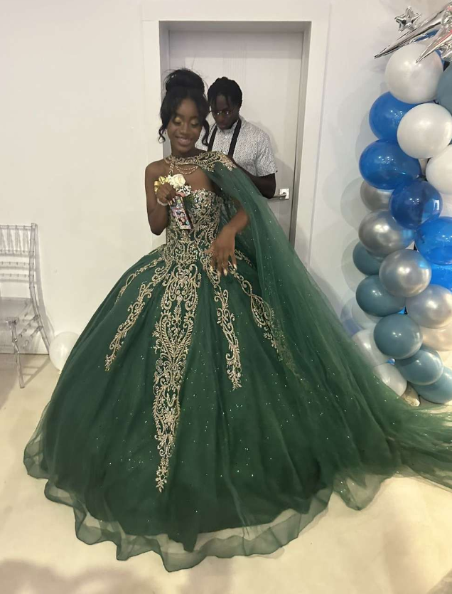 Green Quinceanera Dresses For Sweet 16 Girls Princess Ball Gowns With Cape - View 2 | FashionDia