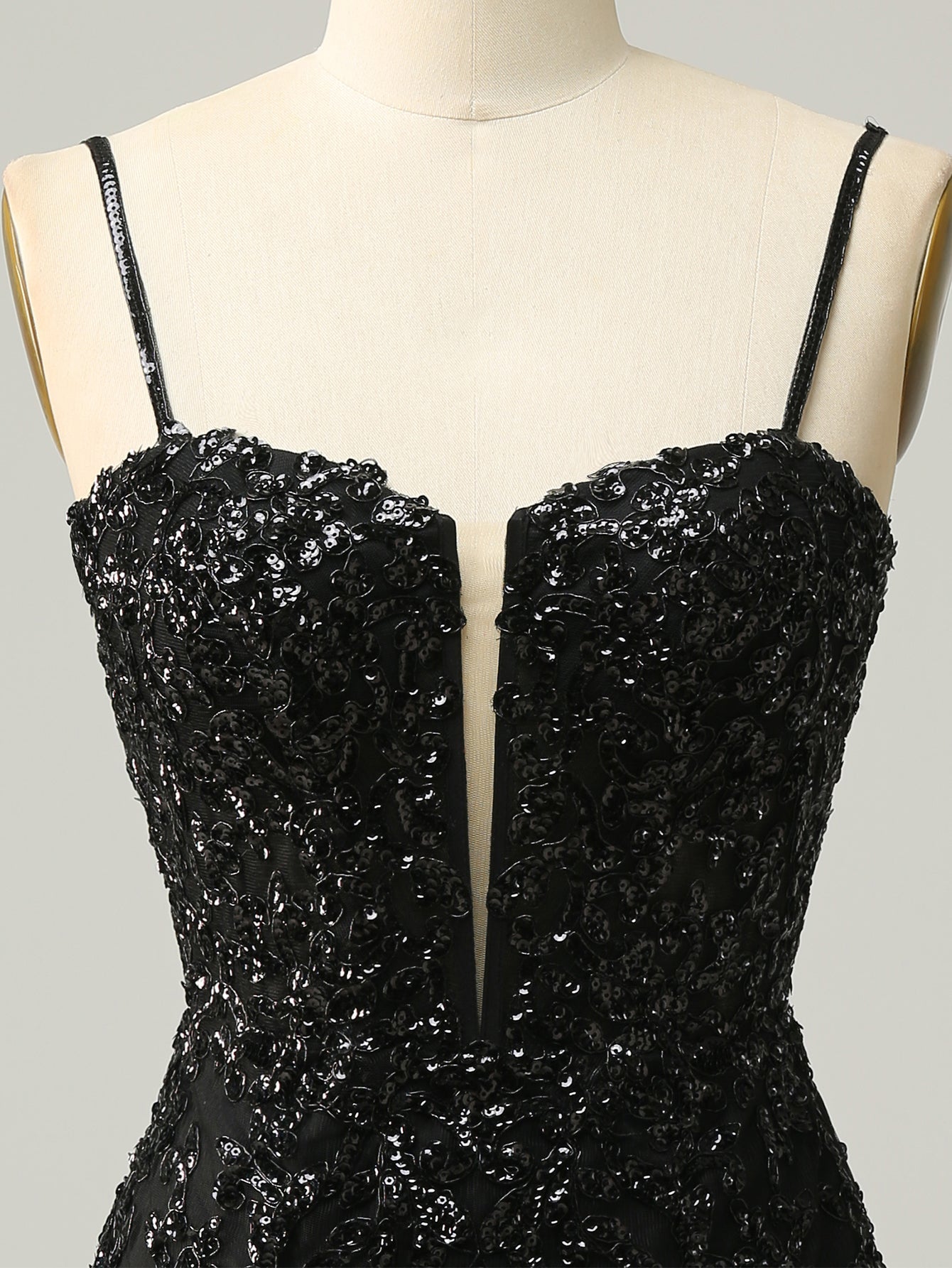 Bodycon Black Sequins Short Homecoming Dress - Fashionpara