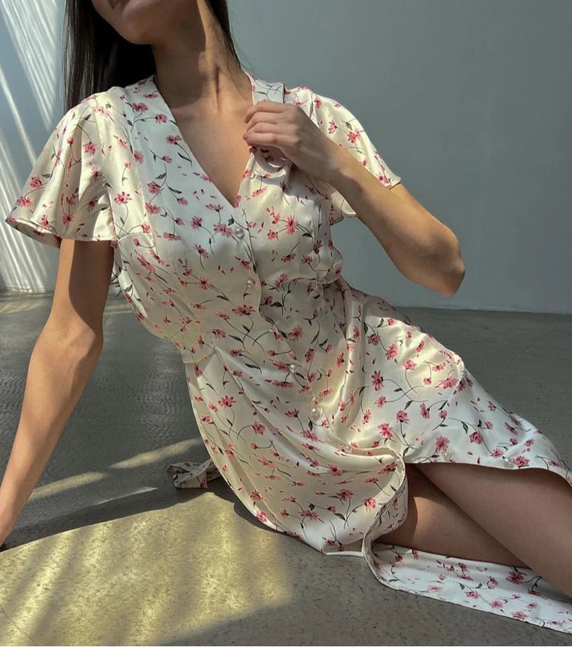 V-neck Short Sleeve Midi Floral Dress - View 2 | VelvetHem