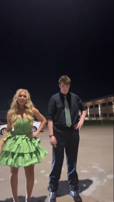 A-Line Green Short Prom Dress Birthday Party Dress Homecoming Dress - View 3 | FashionDia