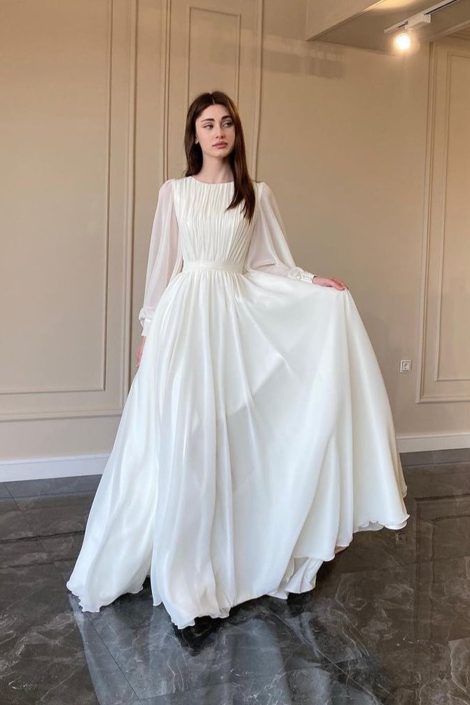 Lantern Sleeve Pearl Dress with Relaxed Fit and Layered Outfit Styling