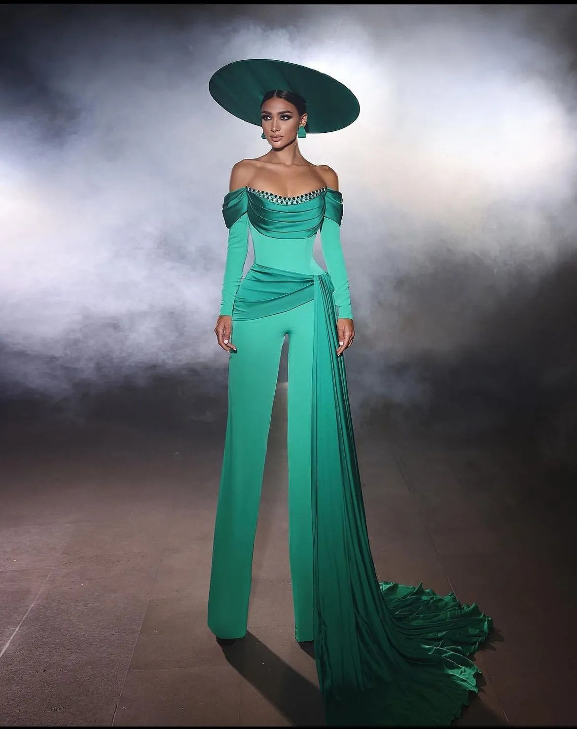 Modern Mint Green Evening Dress Satin Off The Shoulder Pleatrd Sweep Train Floor Length Evening Dress robes de soirée