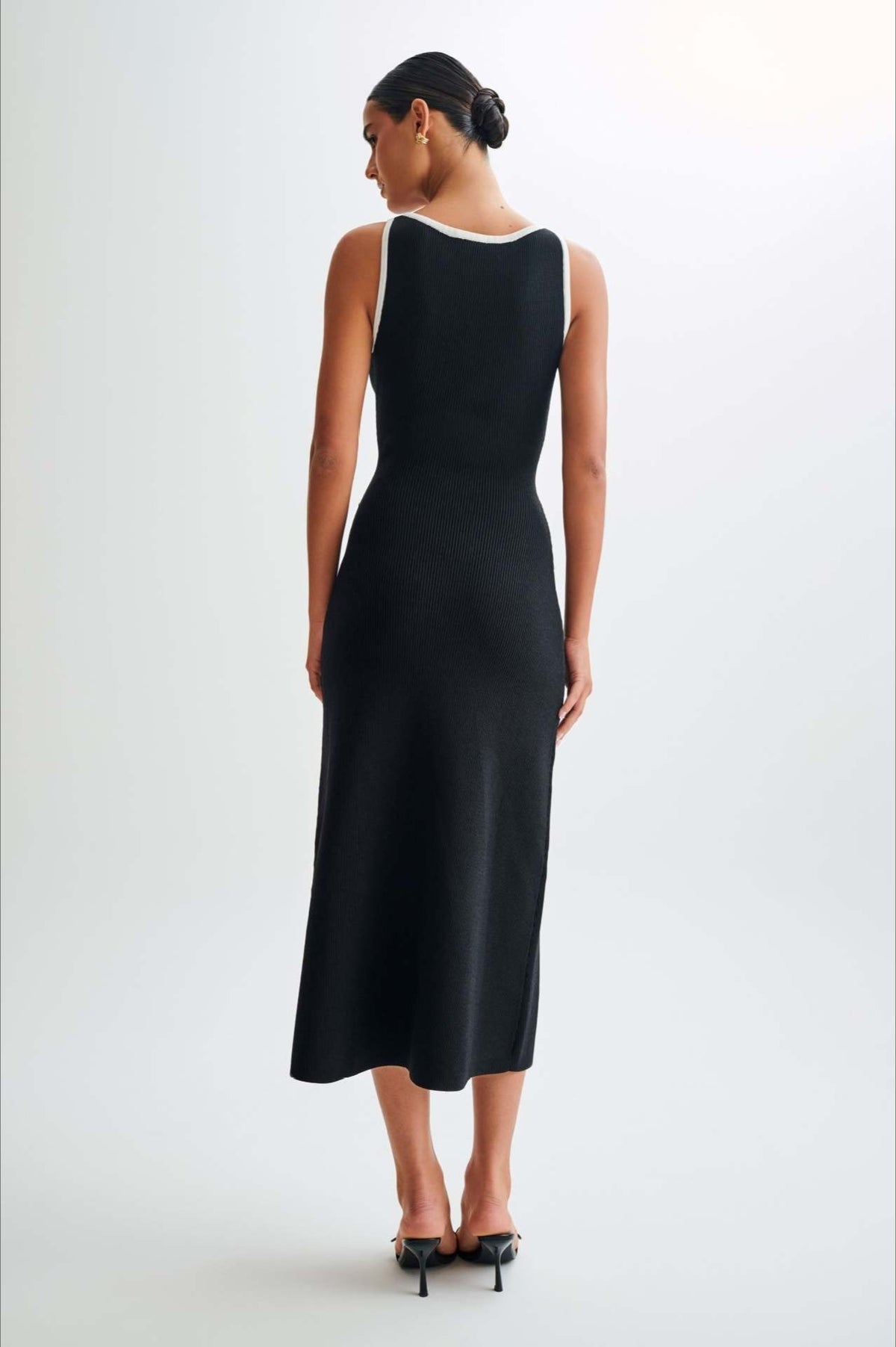 Fashion Buttoned Knit Work Dress - View 12 | VelvetHem