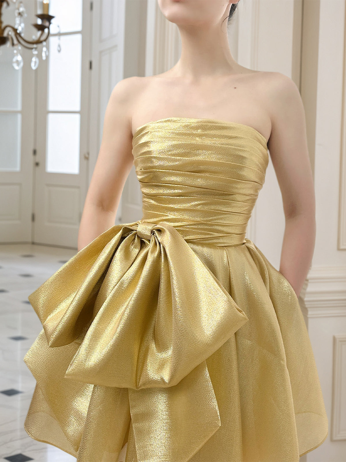 A-Line Strpless Straight Bow Short Homecoming Dress
