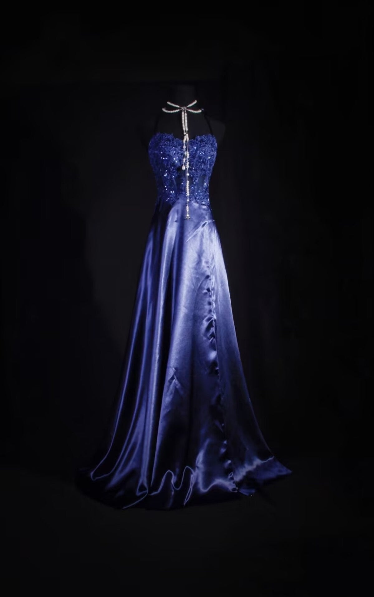 Sweetheart A-Line Navy Blue Long Prom Dress Applique Evening Dress