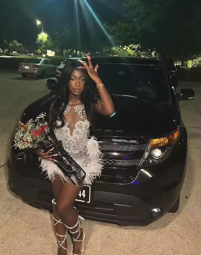 Women's White Short Prom Dress Crystal Beaded Sparkly Birthday Party Dress Homecoming Dress   fg8095