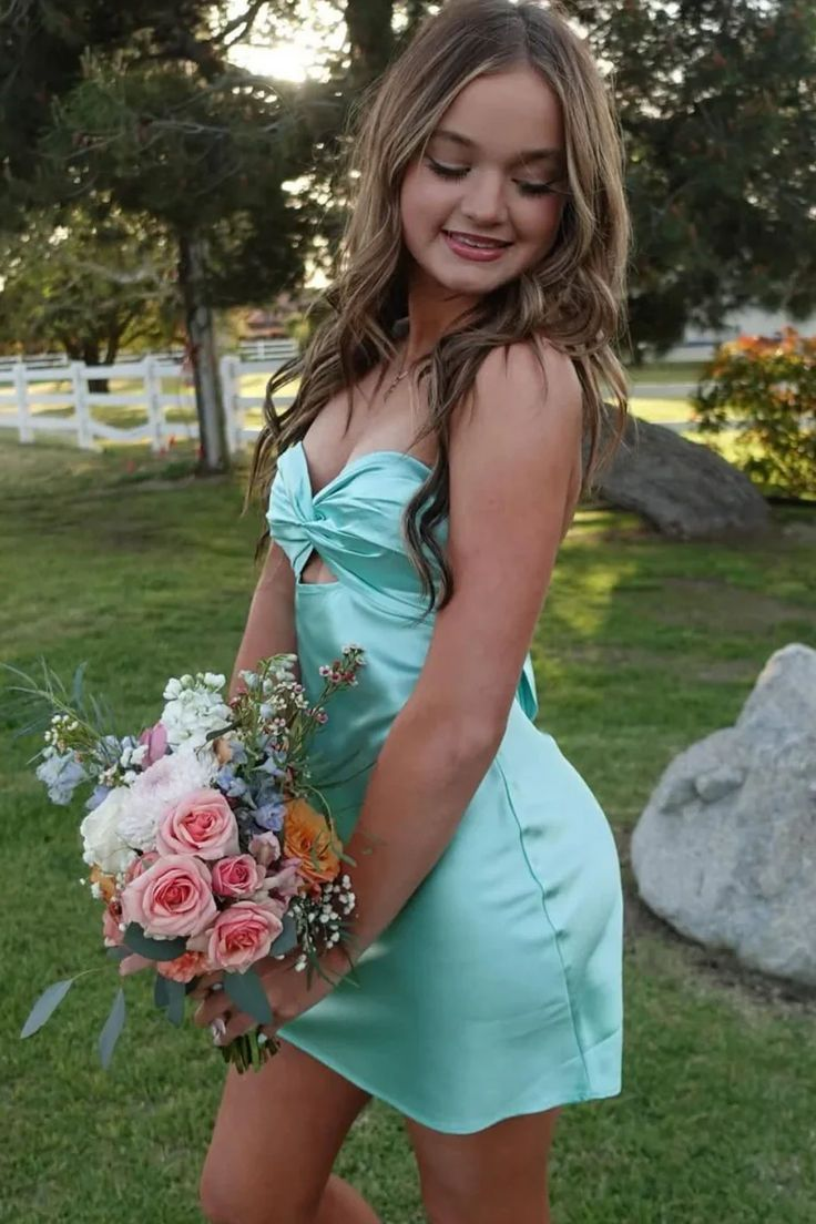 Simple Sweetheart Neck Green Sheath Mini Party Dress Short Graduation Homecoming Dress D210