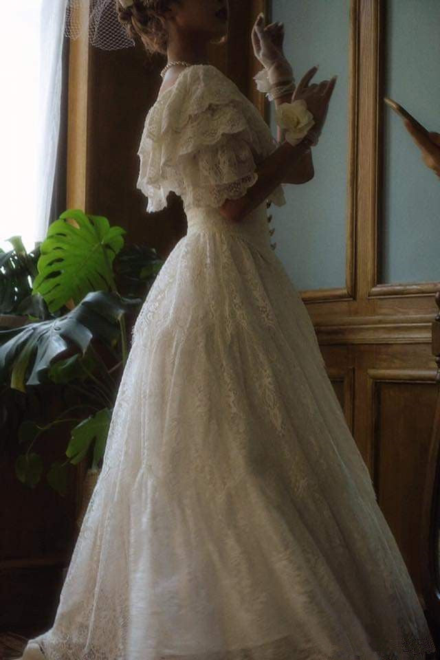 A-Line Off-the-Shoulder Wedding Dress Lace Princess Dress - FashionDia