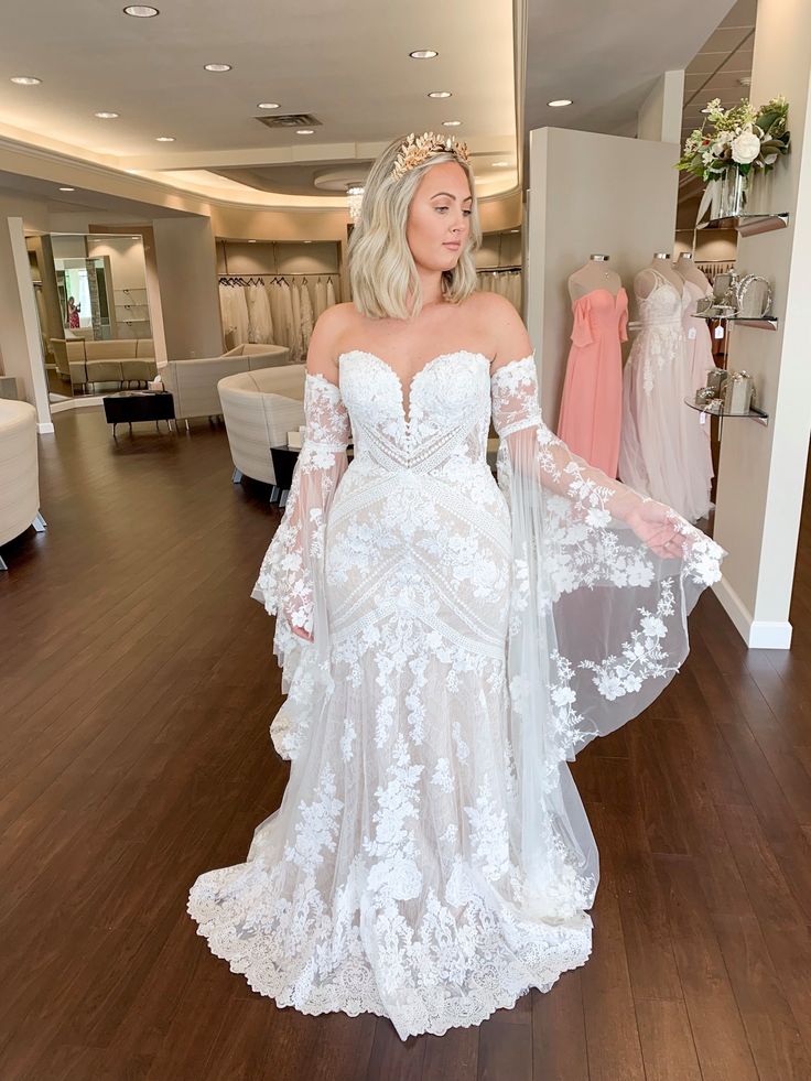 Bell Sleeves Lace Wedding Dresses Sweetheart Mermaid Bridal Gowns - FashionDia