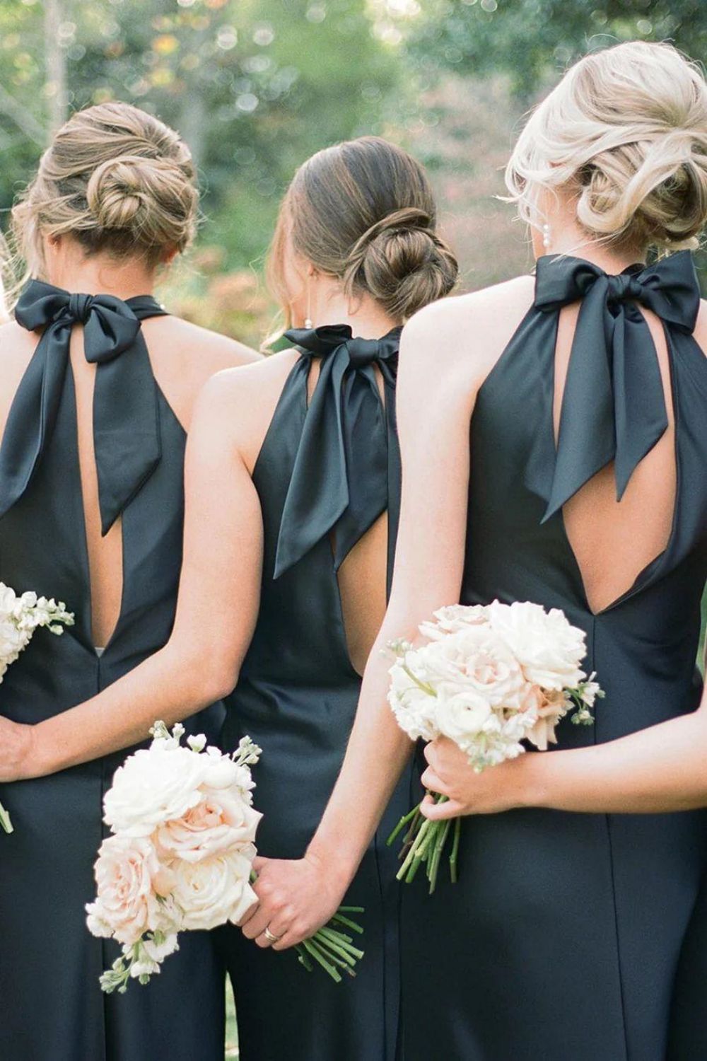 Beauty Sheath Halter Neck Black Long Bridesmaid Dress with Bowknot