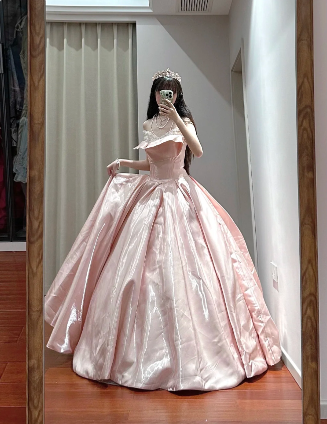 Princess Pink Strapless Ruffled Neck Satin Floor-Length Ball Gown Evening Dress