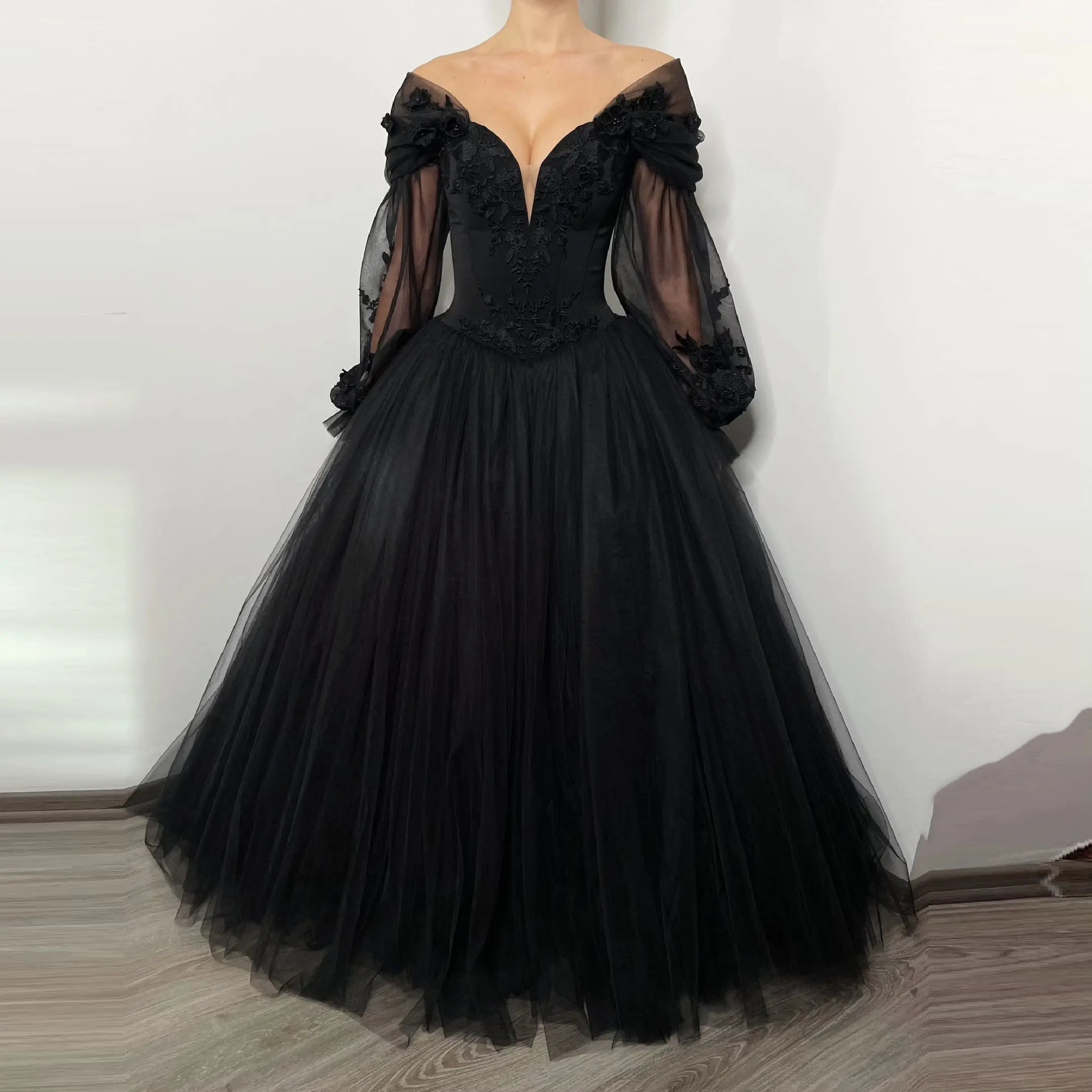 Black Luxury Gothic Wedding Dress 3D Floral Corset Tulle Ball Gown With Train  ZP201