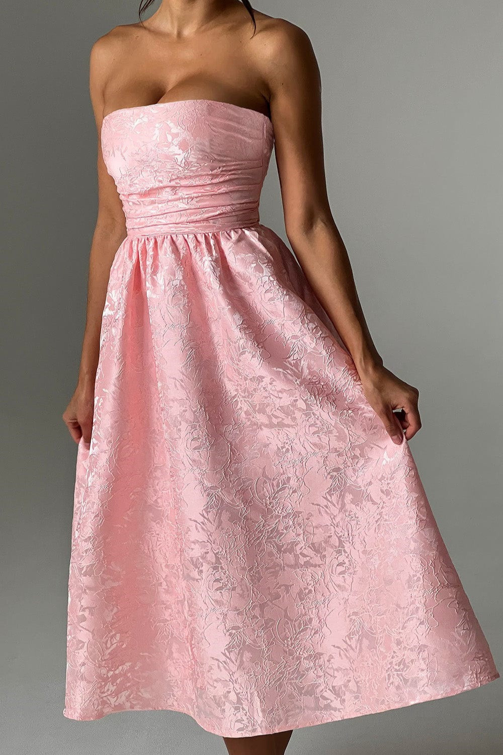 Urban Solid Jacquard Strapless Dress for Modern Fashion Wear