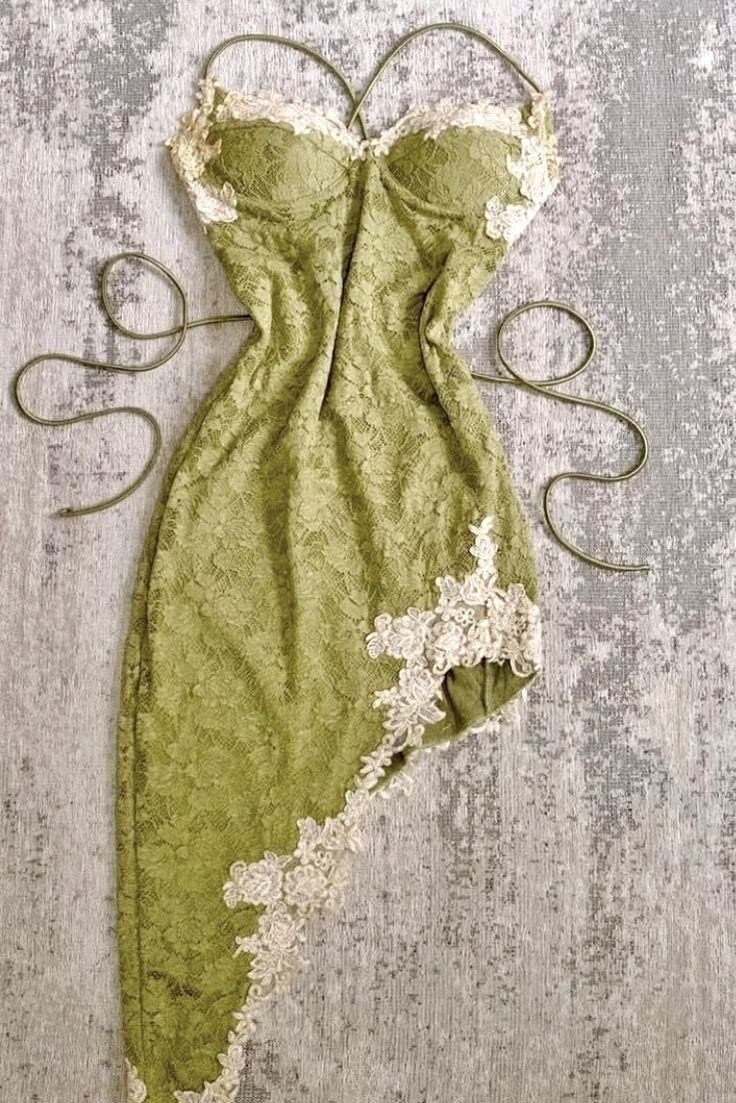 Vintage Green Lace Appliques Sheath Formal Graduation Homecoming Dress Short Birthday Party Dress D341