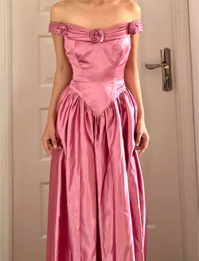 Retro Sweet Pink A-line 3D Floral Off-Shoulder Satin Long Prom Dress Evening Dress