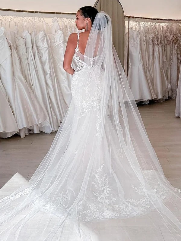 Mermaid Sleeveless Open Back V-Neck Lace Wedding Dress