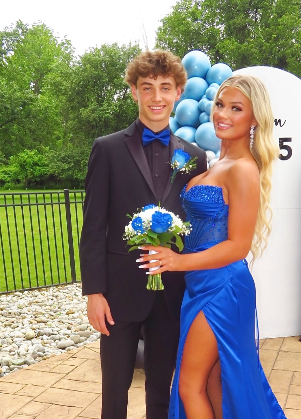 Sweetheart Blue Sheath Long Prom Dress Beaded Graduation Dress