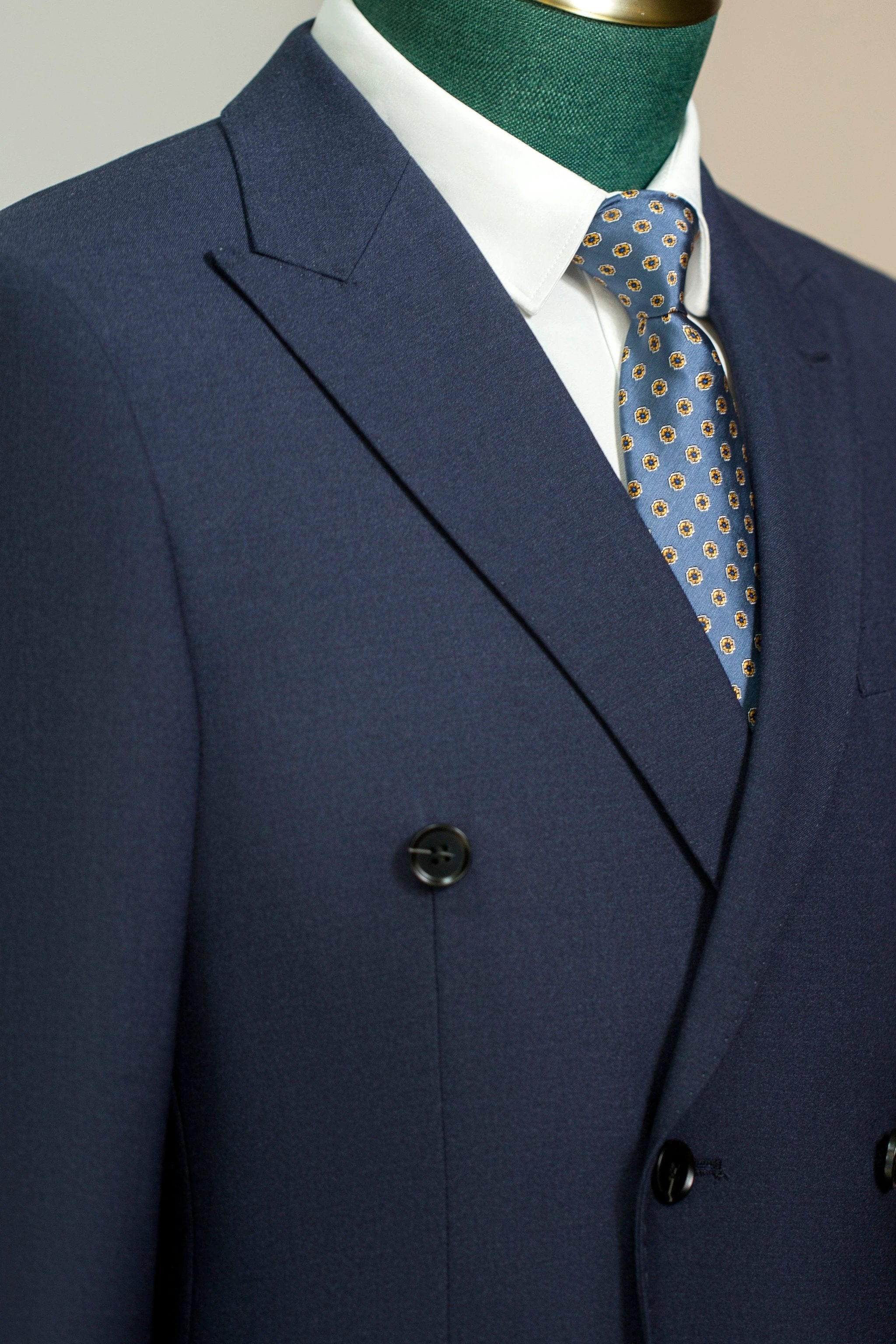 Tailored Double Breasted Navy Wool Formal Suit For Groom And Business (ZD17102)