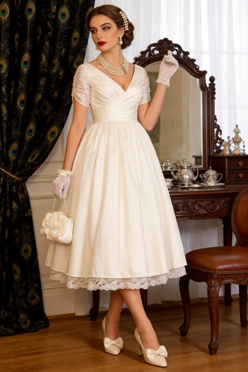 1950s Vintage Short A-Line V Neck Wedding Dresses with Sleeves (ZD15957)