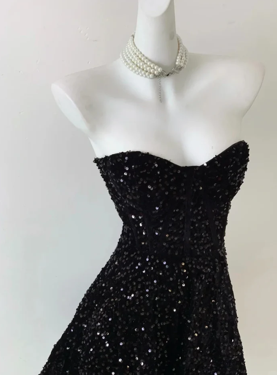 Charming A Line Strapless Sequin Homecoming Dress Black Short Graduation Dress 18th Birthday Party Dress S912