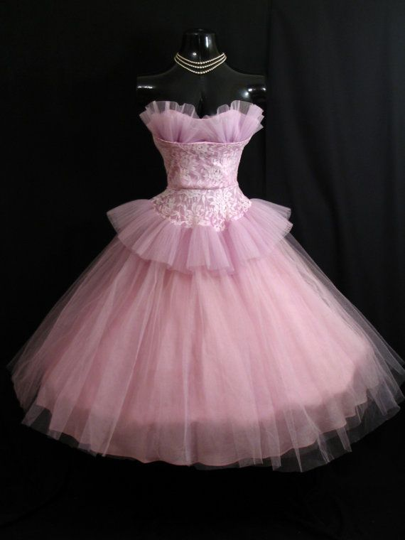 Elegant Strapless Lilac Tulle Lace A-Line Short 18th Birthday Outfits Homecoming Dress - FashionDia