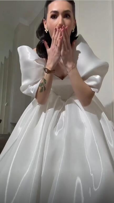 Elegant Off The Shoulder White Tulle Satin Long Party Dress Birthday Evening Dress D4753