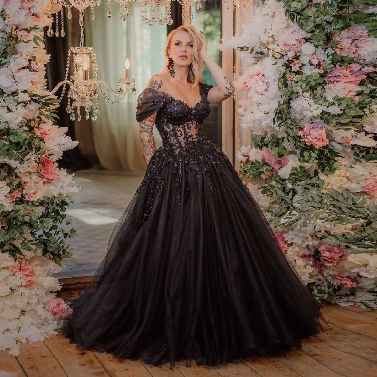 Black Luxury Gothic Wedding Dress  Sheer Corset 3D Floral Tulle  ZP027