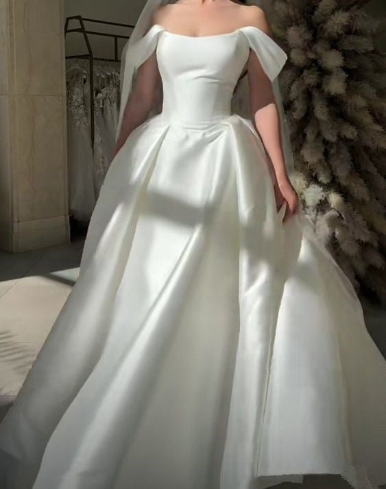 Vintage wedding dress Off-the-Shoulder Satin lace-up bridal dress Custom made - View 2 | FashionDia